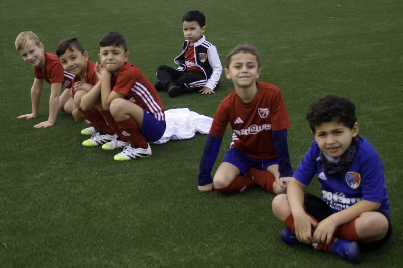 SAMEDI APRÈS MIDI, LE PÈRE NOEL EST PASSÉE AU MGFC !