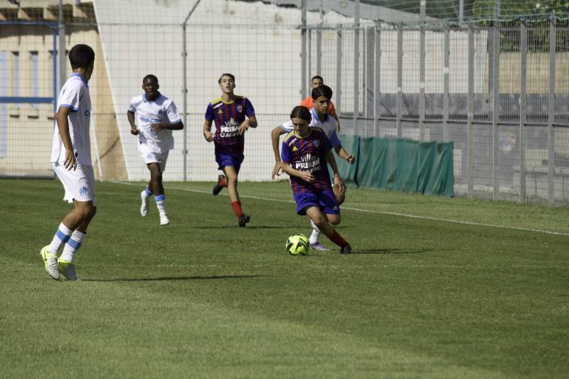U15 R : COMBATIVITÉ ET ESPOIR MALGRÉ LA DÉFAITE CONTRE L’OM