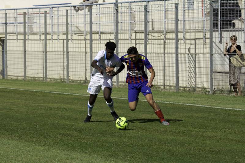 U15 R : COMBATIVITÉ ET ESPOIR MALGRÉ LA DÉFAITE CONTRE L’OM