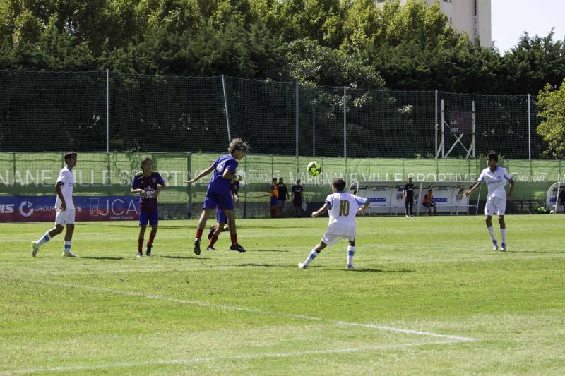 U15 R : COMBATIVITÉ ET ESPOIR MALGRÉ LA DÉFAITE CONTRE L’OM