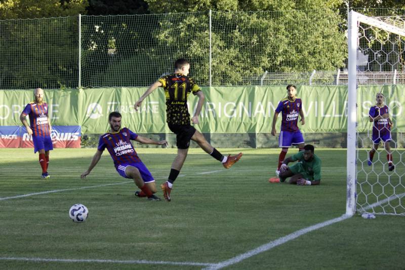 R1-J3 : BELLE VICTOIRE DES PHOENIX À DOMICILE !