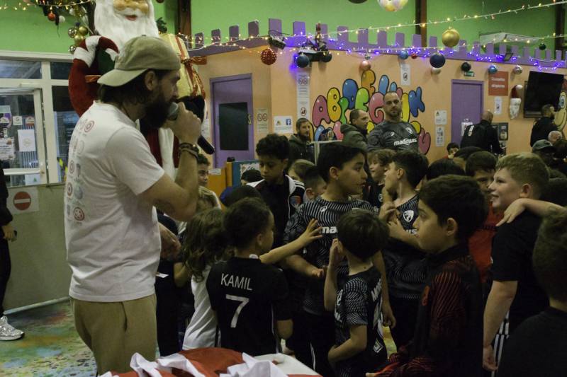 UN NOEL EXCEPTIONNEL POUR NOS TOUTS-PETITS DU MGFC !