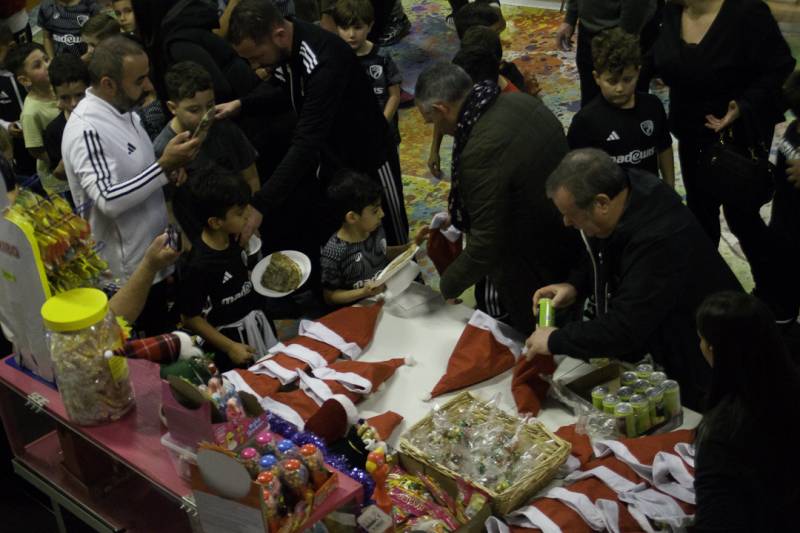 UN NOEL EXCEPTIONNEL POUR NOS TOUTS-PETITS DU MGFC !