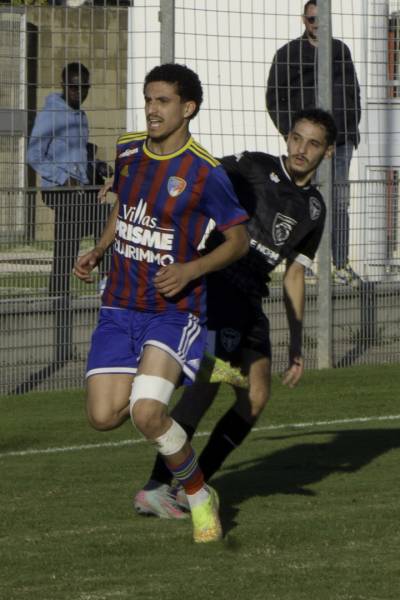 R1-J9 : RÉCEPTION DE SIX FOURS LE BRUSC