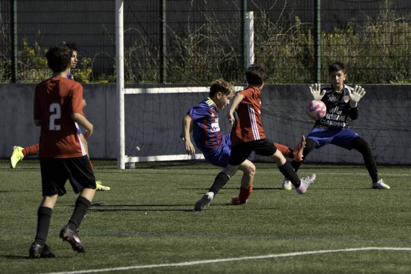 U13 NV2 : UN BON MATCH MALGRÉ LA DÉFAITE FACE À SAINT VICTORET