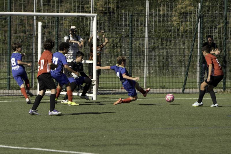 U13 NV2 : UN BON MATCH MALGRÉ LA DÉFAITE FACE À SAINT VICTORET