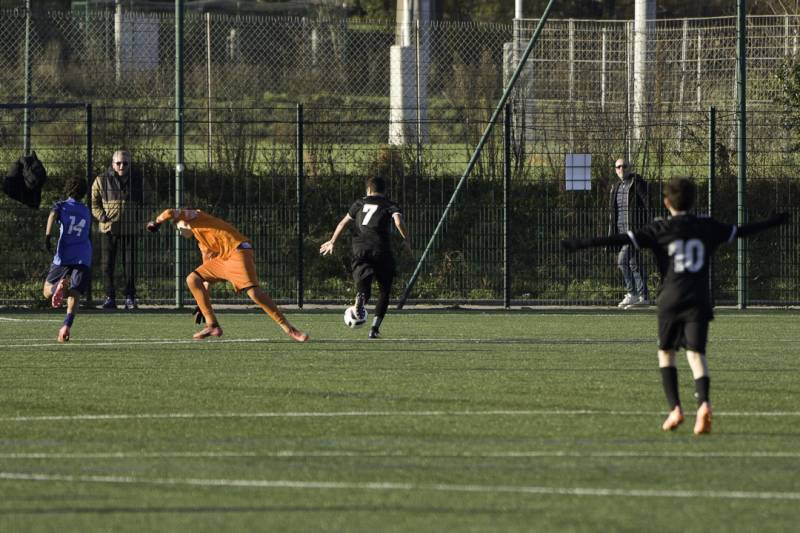 VICTOIRE IMPORTANTE DES U14 D2 FACE À CHÂTEAU GOMBERT !