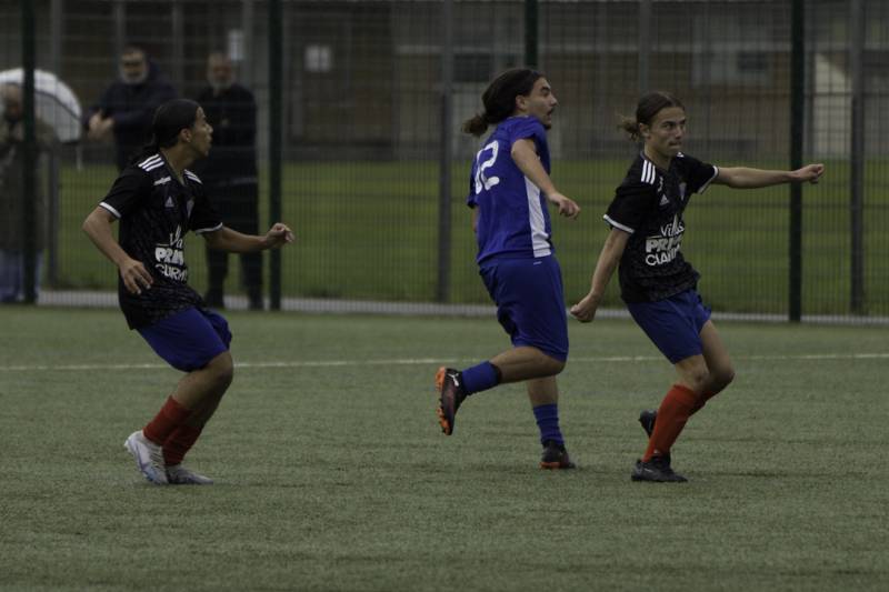 RETOUR EN IMAGE SUR LA RENCONTRE DES U17 D1