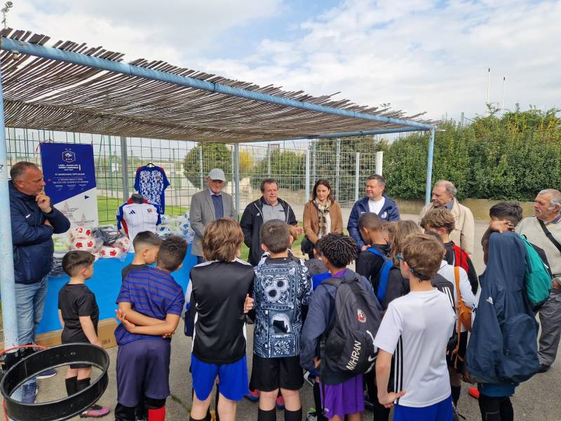 REMISE OFFICIELLE DE LA DOTATION DU LABEL JEUNES ÉLITE AU MGCB !