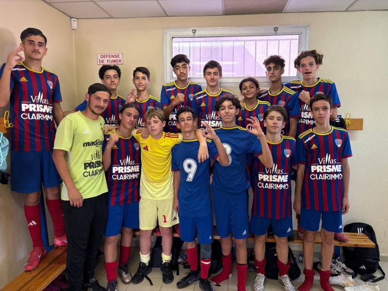U15 D1 : UNE PREMIÈRE VICTOIRE AU FORCEPS !