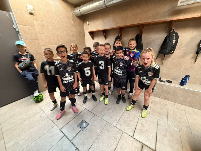 U10 CRITÉRIUM : VICTOIRE 5-3 POUR UN DÉBUT PROMETTEUR !