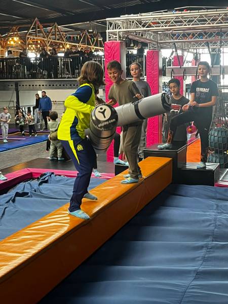 APRÈS-MIDI COHÉSION AU TRAMPOLINE PARK POUR LES U11 CRITÉRIUM !