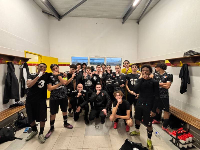 U18 R2 : VICTOIRE ÉCLATANTE 1-6 DANS LE DERBY À MARTIGUES !