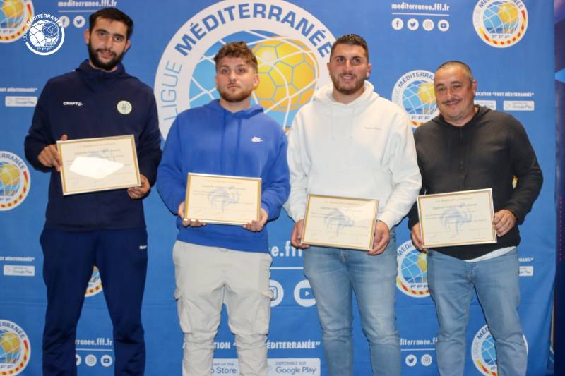 CÉRÉMONIE DE REMISES DES DIPLOMES !